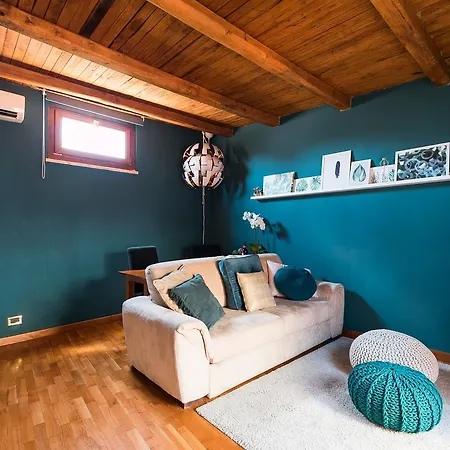 Meraki Apartment Rom